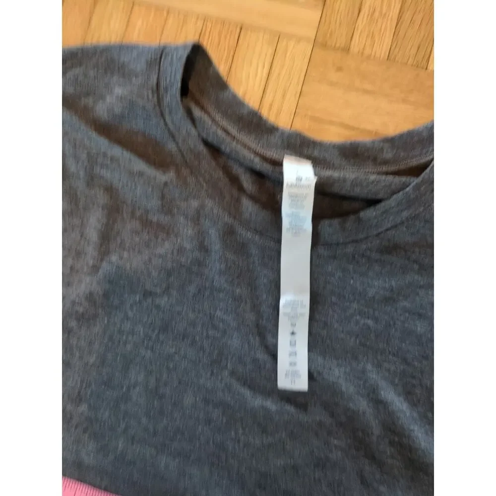 Lululemon ABC Jogger Pants Crew Neck T Shirt Bundle